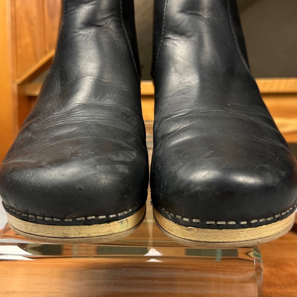Dansko Black Leather Chelsea Ankle Boots Wood Grain Platform Wedge Womens 38 - Picture 9 of 15